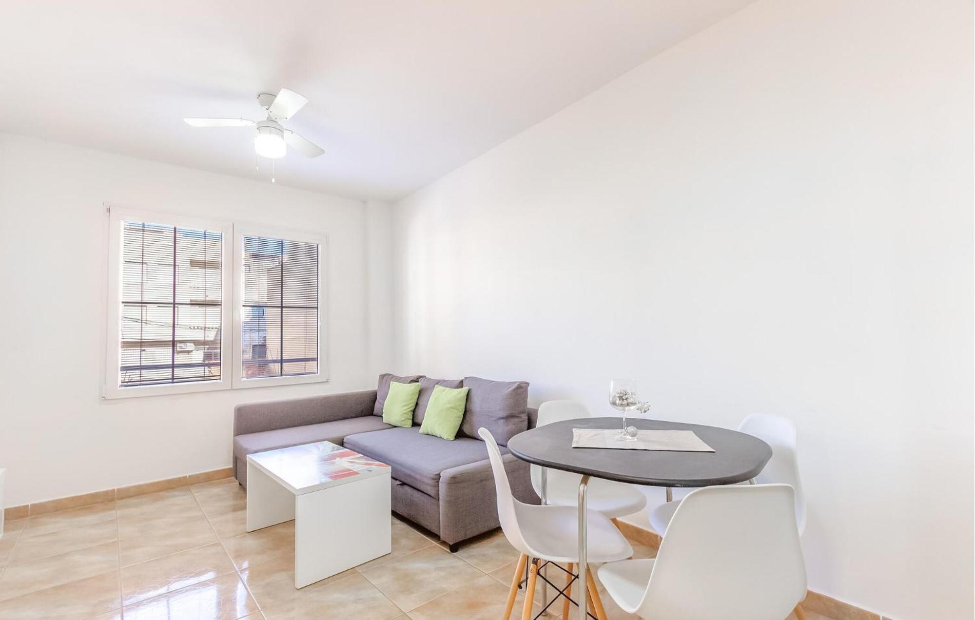 Amazing Apartment In Santa Pola Εξωτερικό φωτογραφία